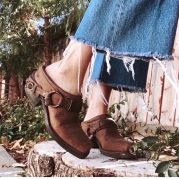 Frye | Shoes | Frye Vintage Tobacco Brown Leather Womens  display picture 2